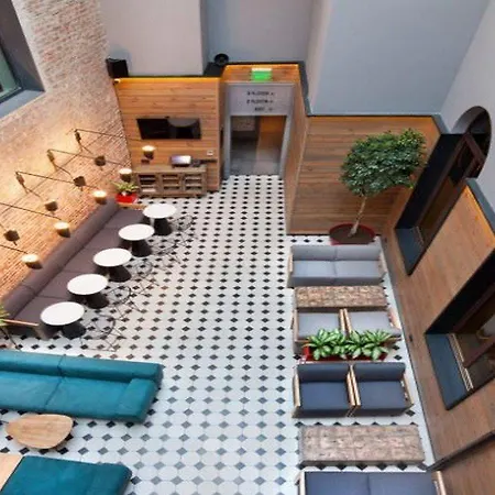 Ribas Ferenc Hotel