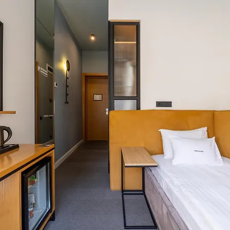 Ribas Ferenc 4* Λβιβ