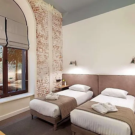 Ribas Ferenc Hotel